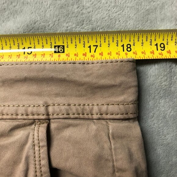 Killtec Taupe Flat Front Shorts Size XL - Picture 7 of 11